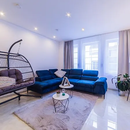 Lit Living: Luxury - Box Spring - Zwischen Ma Und Hd - Netflix - 8 Personen Apartamento